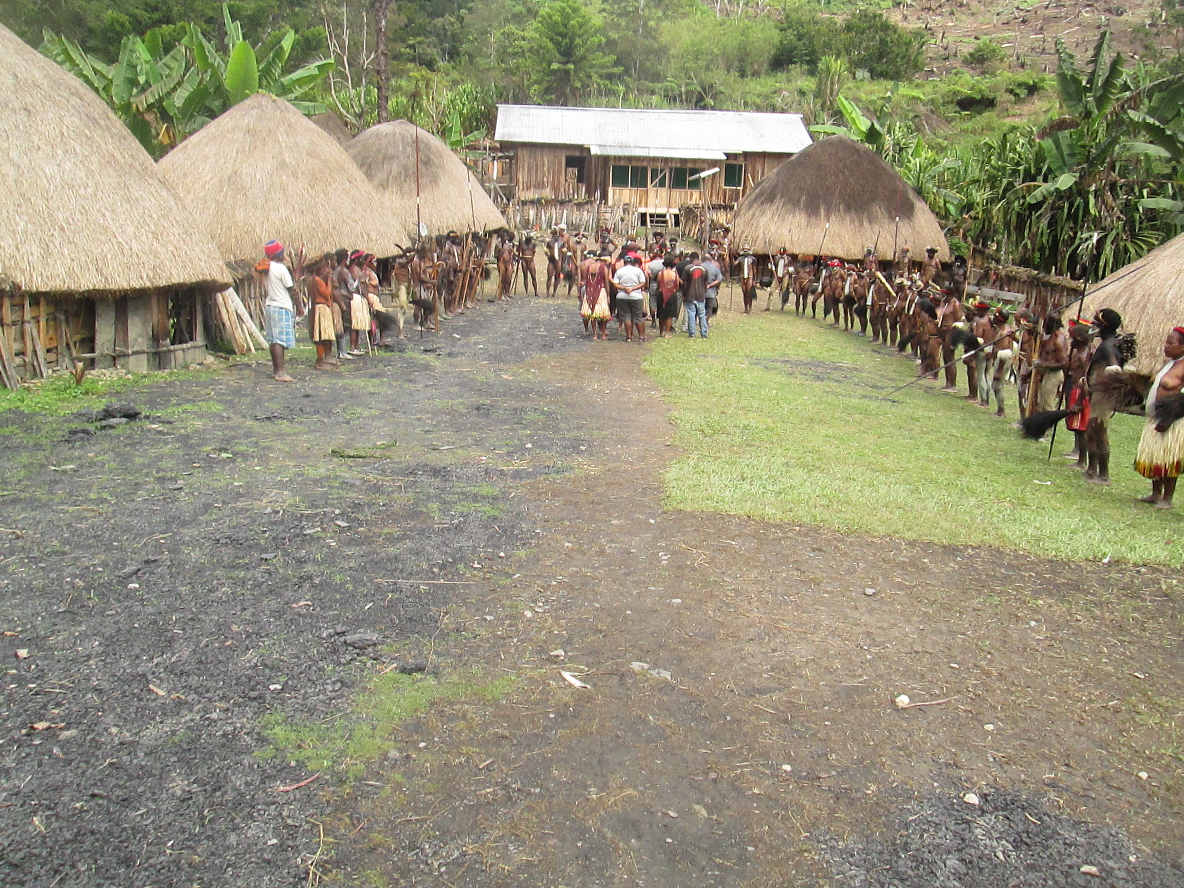 Rumah Adat Suku Walak di Eragayam, West Papua Highlands